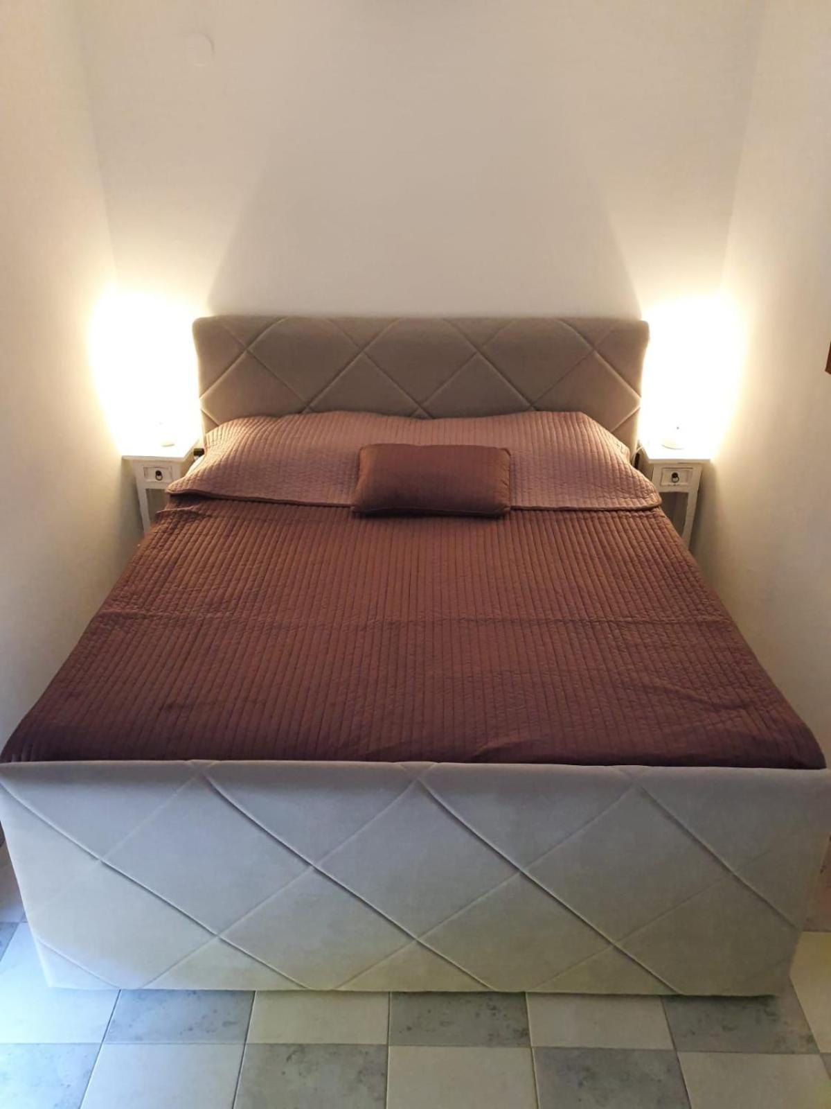 Apartments Zadar Nin Anton I Martina Vrsi Habitación foto
